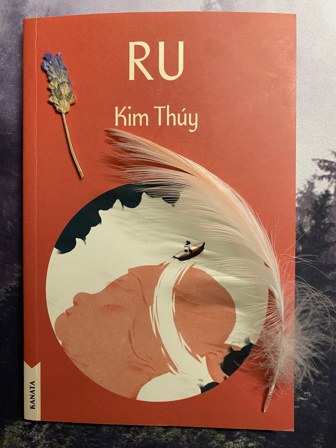 D'après les fils de la pensée de Kim Thúy